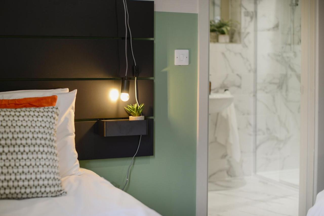 Apartment Three - Free Private Car Park - Sleeps 6 - 3 Shower Rooms - By Ocean City Retreats Plymouth Eksteriør bilde