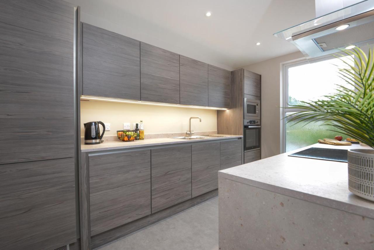 Apartment Three - Free Private Car Park - Sleeps 6 - 3 Shower Rooms - By Ocean City Retreats Plymouth Eksteriør bilde