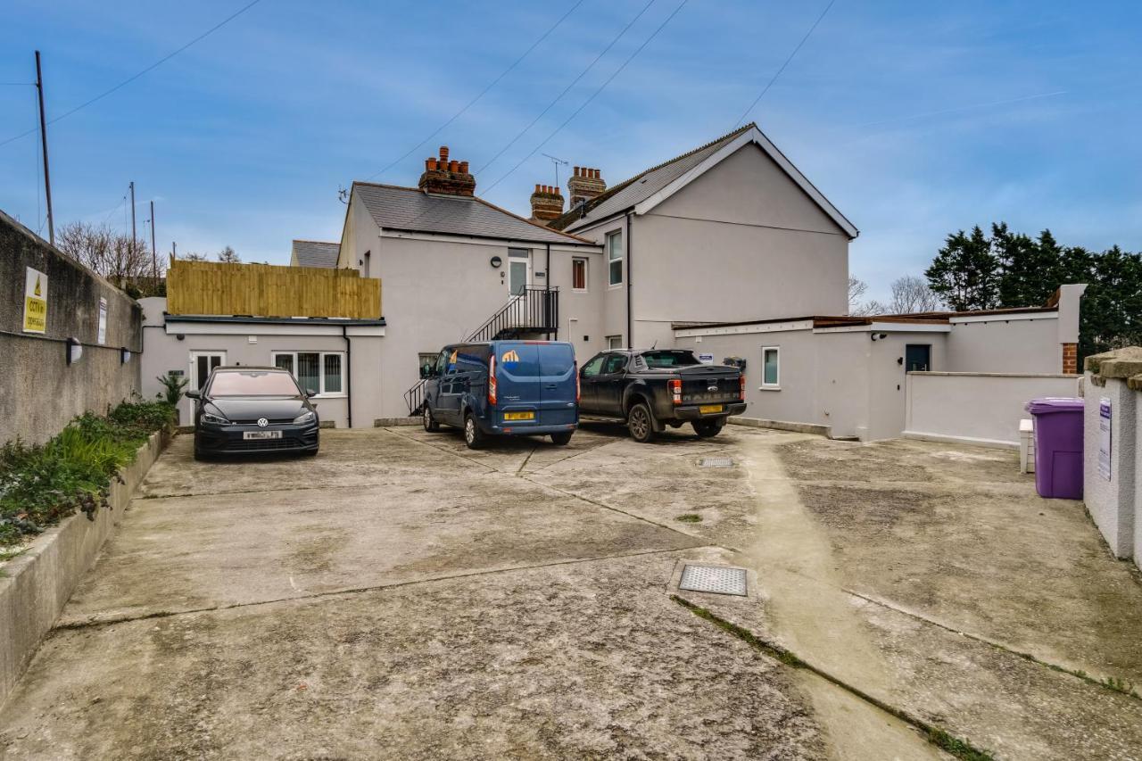 Apartment Three - Free Private Car Park - Sleeps 6 - 3 Shower Rooms - By Ocean City Retreats Plymouth Eksteriør bilde